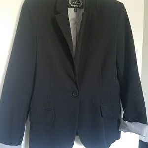 Black lined blazer